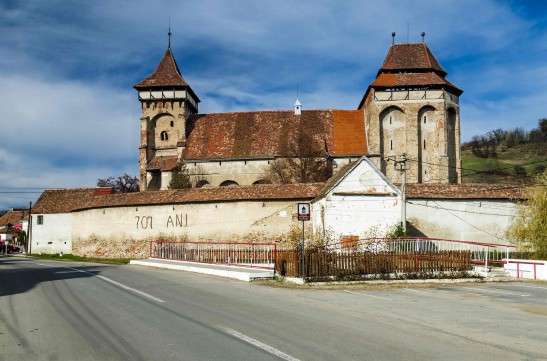 Valea Viilor fortified church